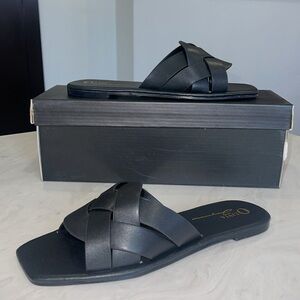 New!! ✨“Olivia Jaymes” Black Faux Leather Cross Strap Sandals-Size 9 LAST ONE!